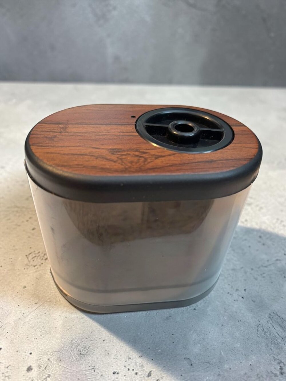 Vintage Battery Operated Electric Pencil Sharpener With Removable Shavings Tray